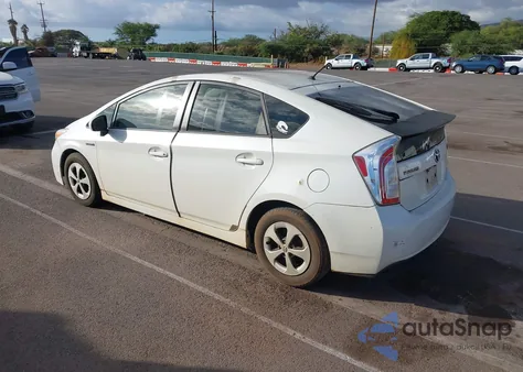 2014 Toyota Prius Five/Four/Three/Two z USA, uszkodzony, nr VIN JTDKN3DU1E0363438